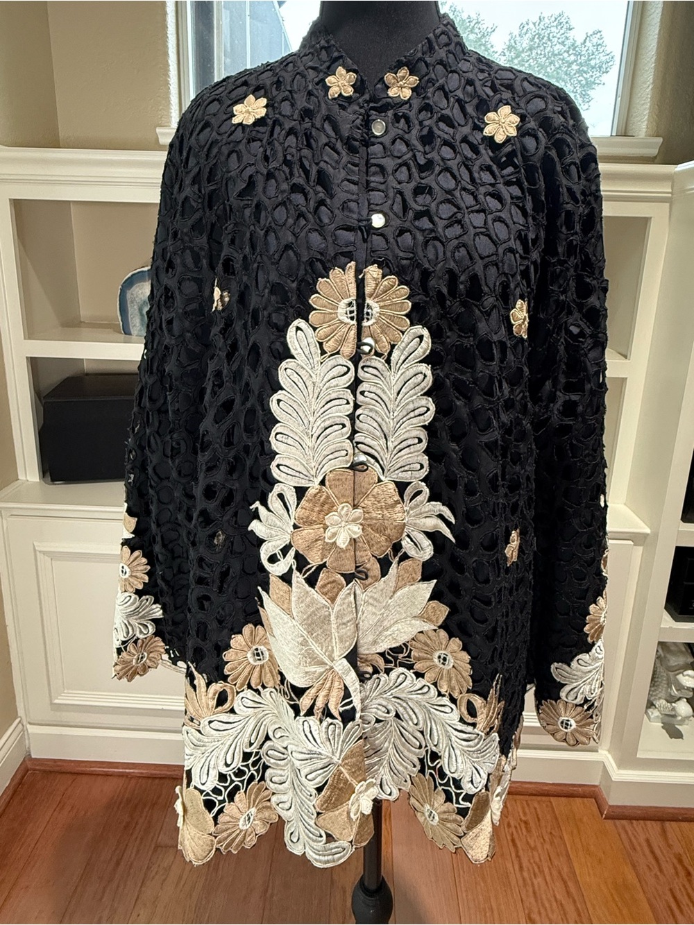 Black Floral Embroidered XL Lace Jacket Cutwork Boho Button Front Appliqué Art